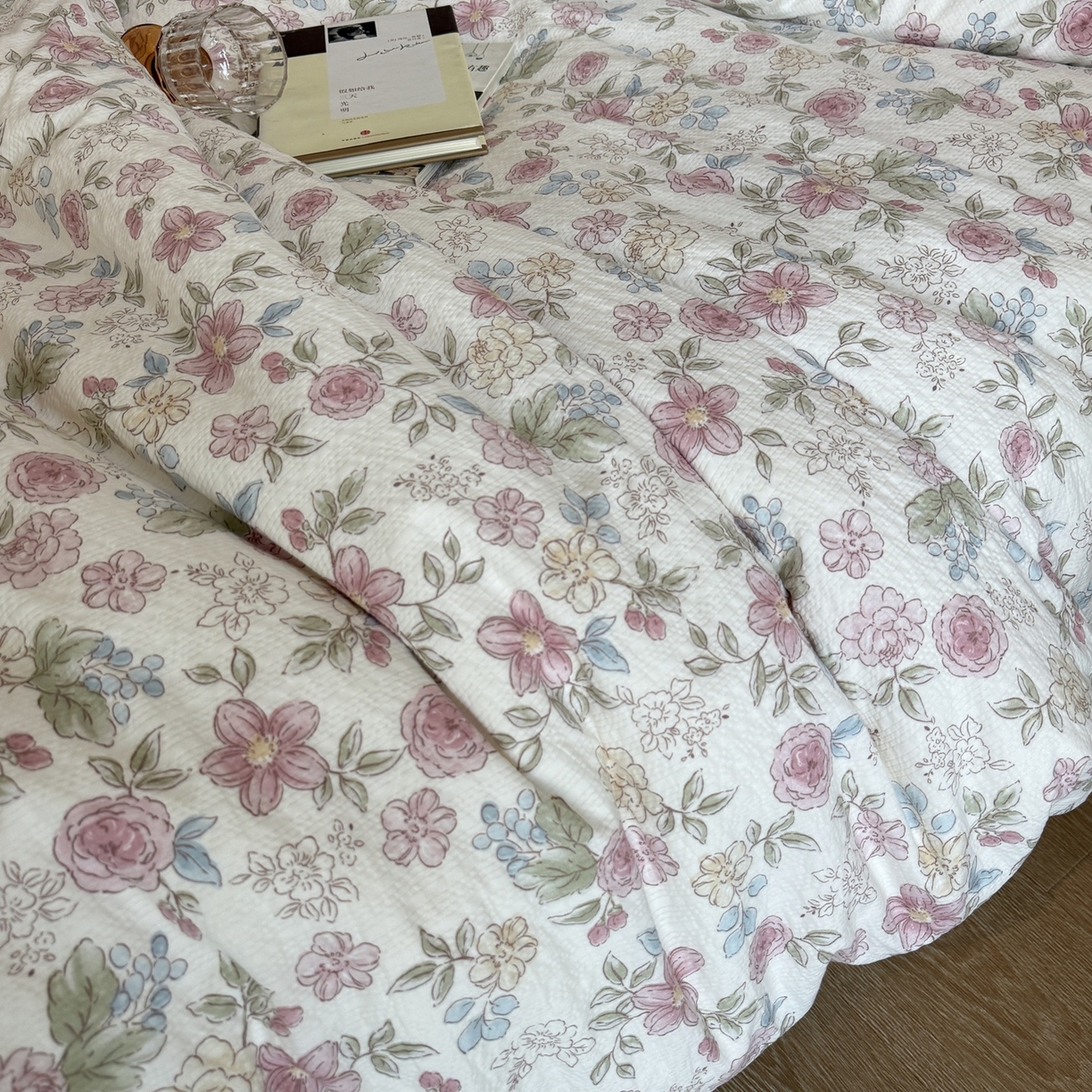 91家纺网 家纺一手货源 找家纺 美丽坊 2026新款爆款韩版泡泡纱四件套 朵蔓