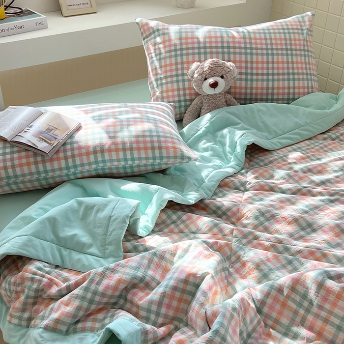 91家纺网 家纺一手货源 找家纺 春皖家纺 2026春夏新款全棉色织水洗棉夏被夏凉被空调被-云恋系列 云恋-冰激凌格