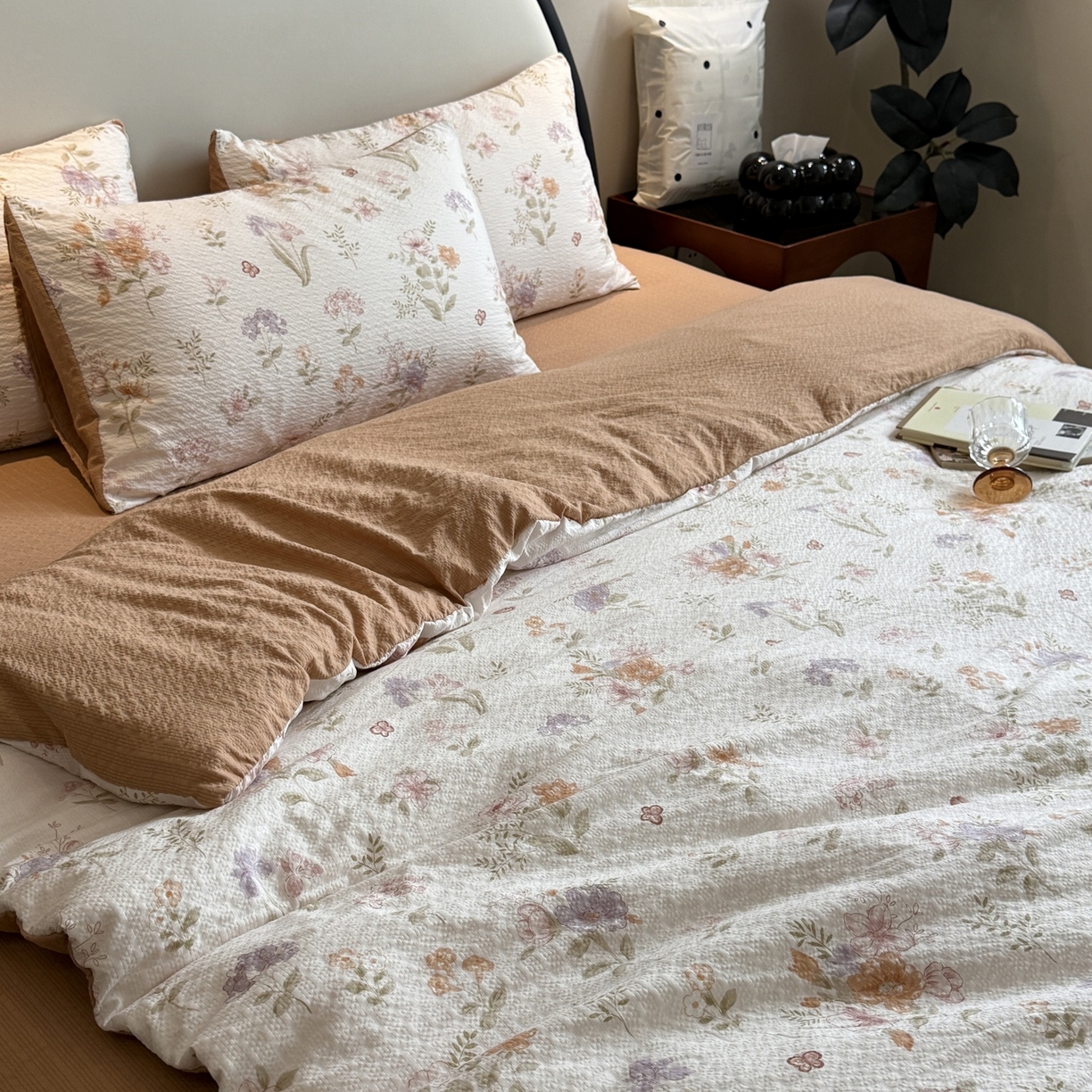 91家纺网 家纺一手货源 找家纺 美丽坊 2026新款爆款韩版泡泡纱四件套 花汀