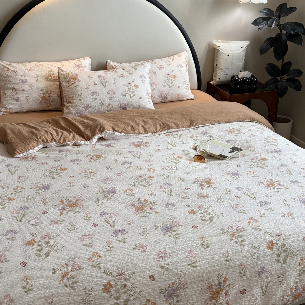 91家纺网 家纺一手货源 找家纺 美丽坊 2026新款爆款韩版泡泡纱四件套 花汀