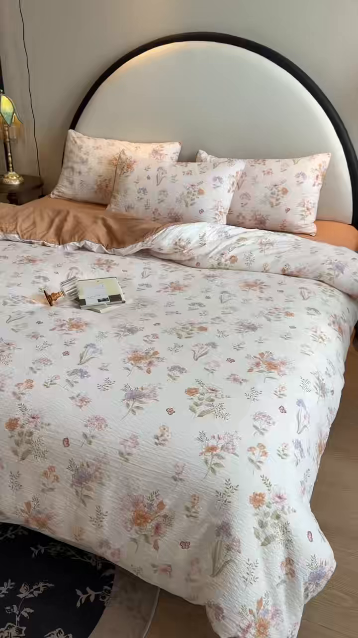 91家纺网 家纺一手货源 找家纺 美丽坊 2026新款爆款韩版泡泡纱四件套 花汀