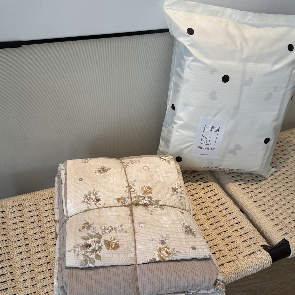 91家纺网 家纺一手货源 找家纺 美丽坊 2026新款爆款韩版泡泡纱四件套 米亚