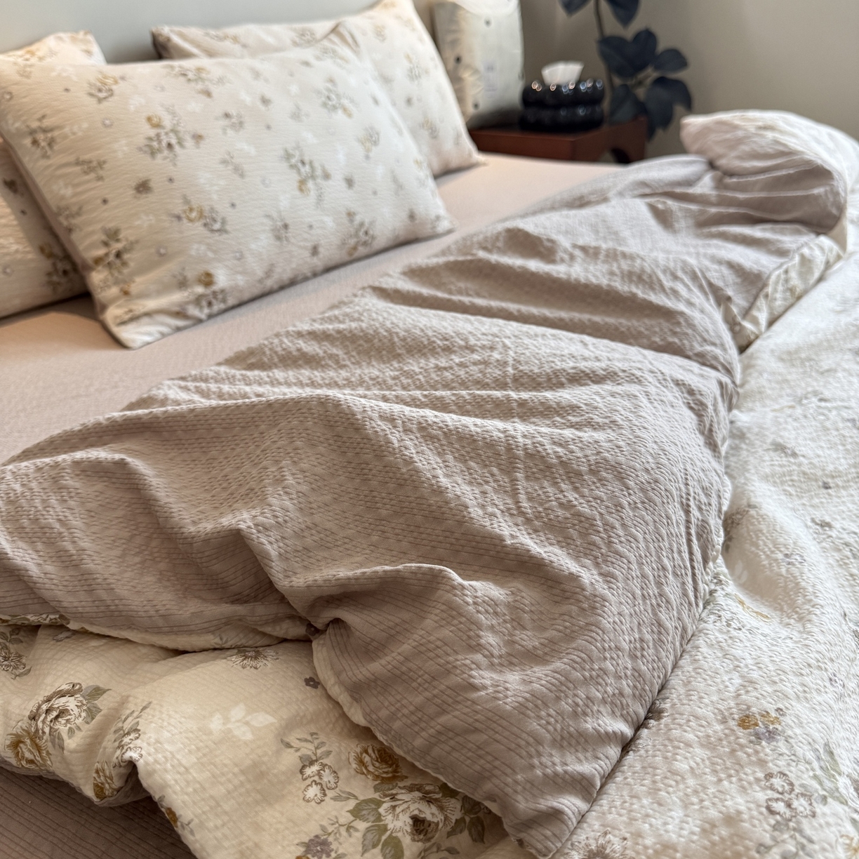 91家纺网 家纺一手货源 找家纺 美丽坊 2026新款爆款韩版泡泡纱四件套 米亚