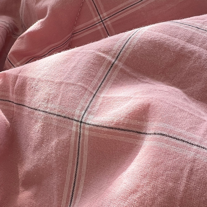 91家纺网 家纺一手货源 找家纺 春皖家纺 2026春夏新款全棉色织水洗棉夏被夏凉被空调被-云恋系列 云恋-格韵粉