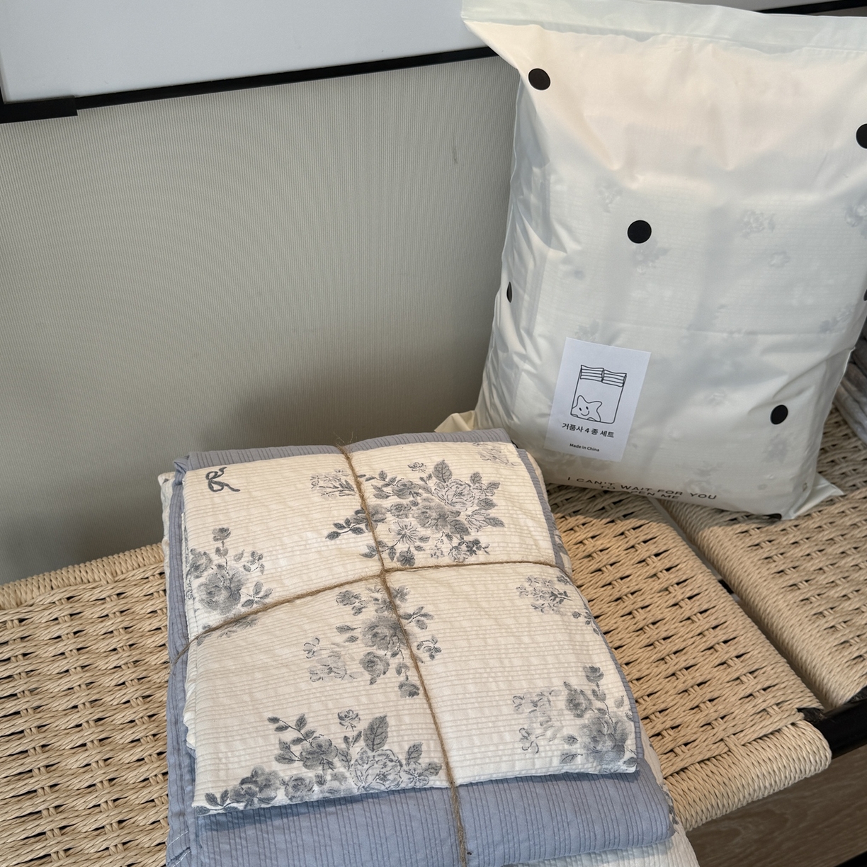 91家纺网 家纺一手货源 找家纺 美丽坊 2026新款爆款韩版泡泡纱四件套 小蓝盯