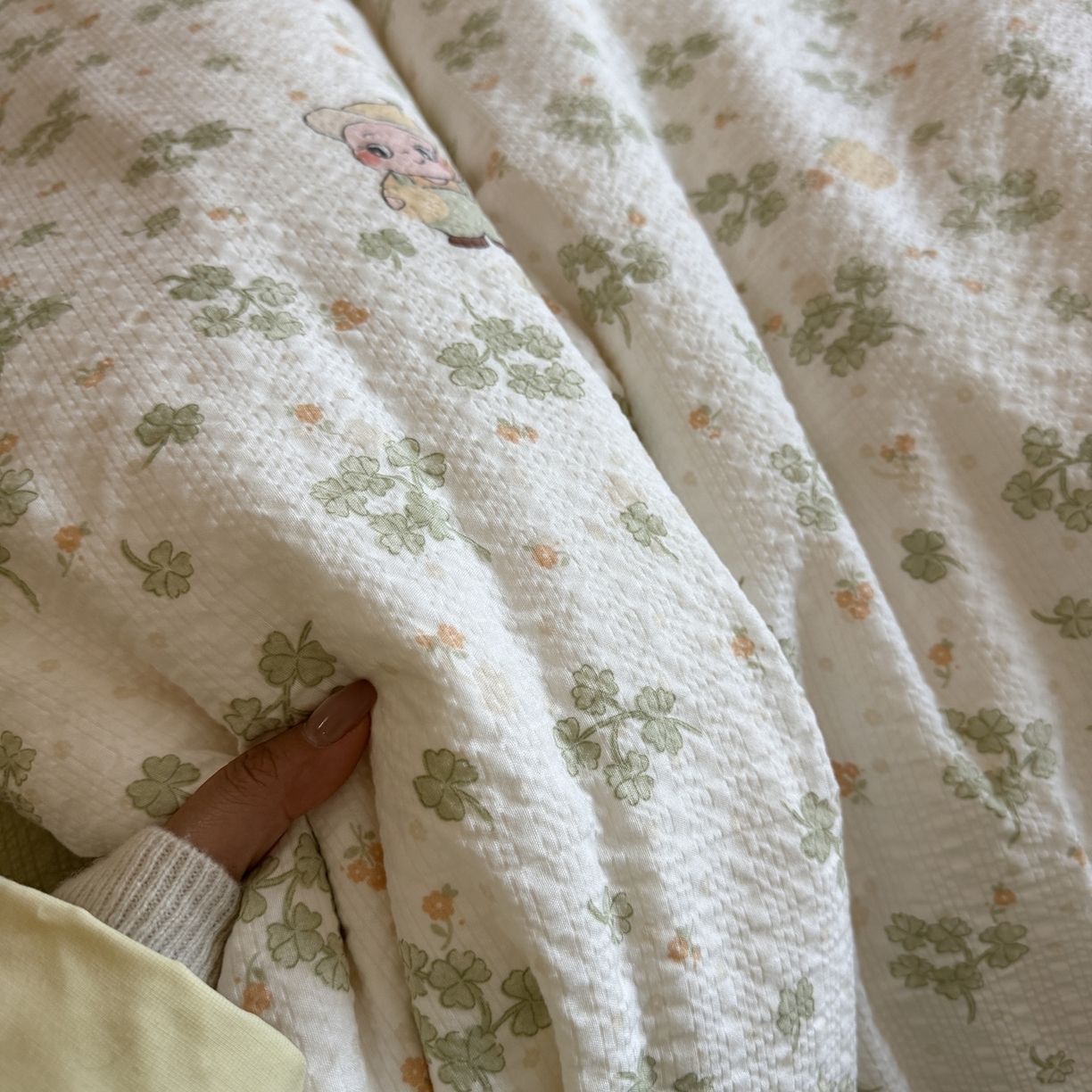 91家纺网 家纺一手货源 找家纺 美丽坊 2026新款爆款韩版泡泡纱四件套 星星人