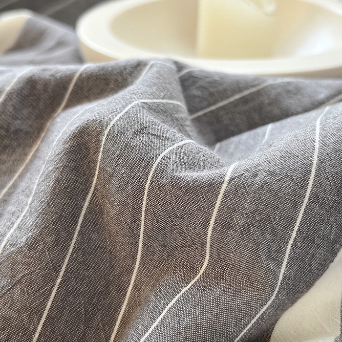 91家纺网 家纺一手货源 找家纺 春皖家纺 2026春夏新款全棉色织水洗棉夏被夏凉被空调被-云恋系列 云恋-灰白条