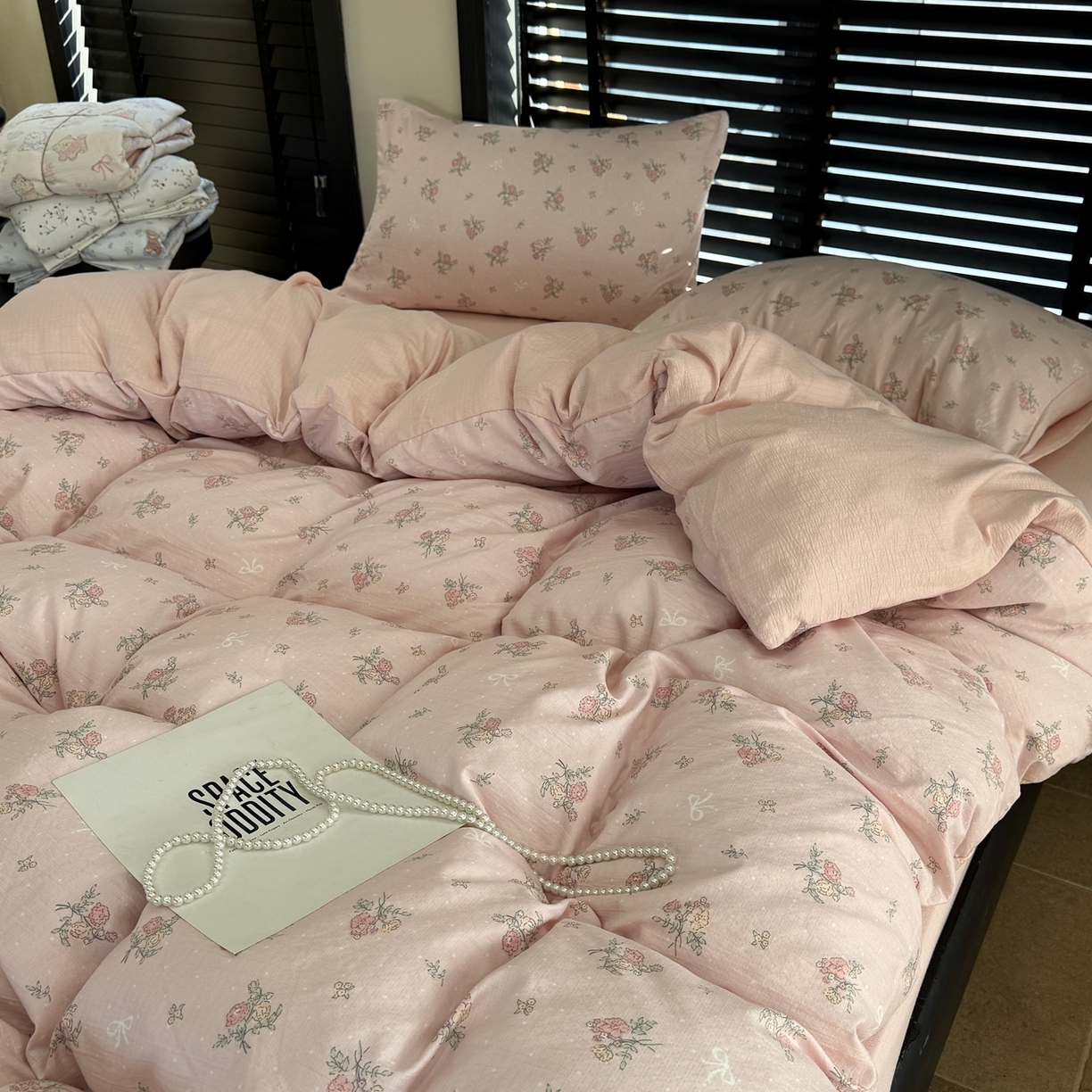 91家纺网 家纺一手货源 找家纺 美丽坊 2026新款韩系沐纱棉印花四件套 白茶