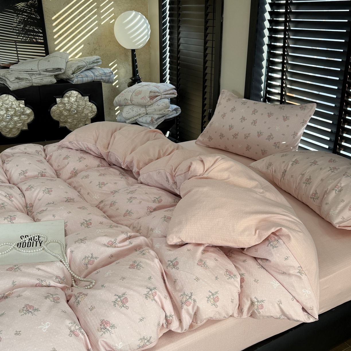 91家纺网 家纺一手货源 找家纺 美丽坊 2026新款韩系沐纱棉印花四件套 白茶