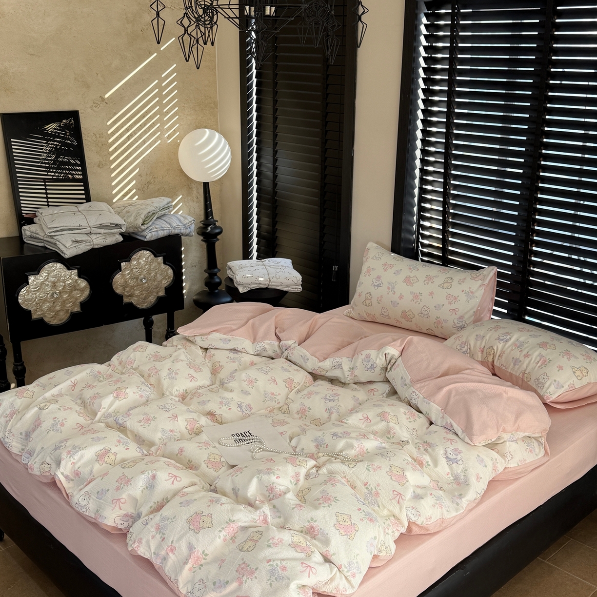 91家纺网 家纺一手货源 找家纺 美丽坊 2026新款韩系沐纱棉印花四件套 童趣粉