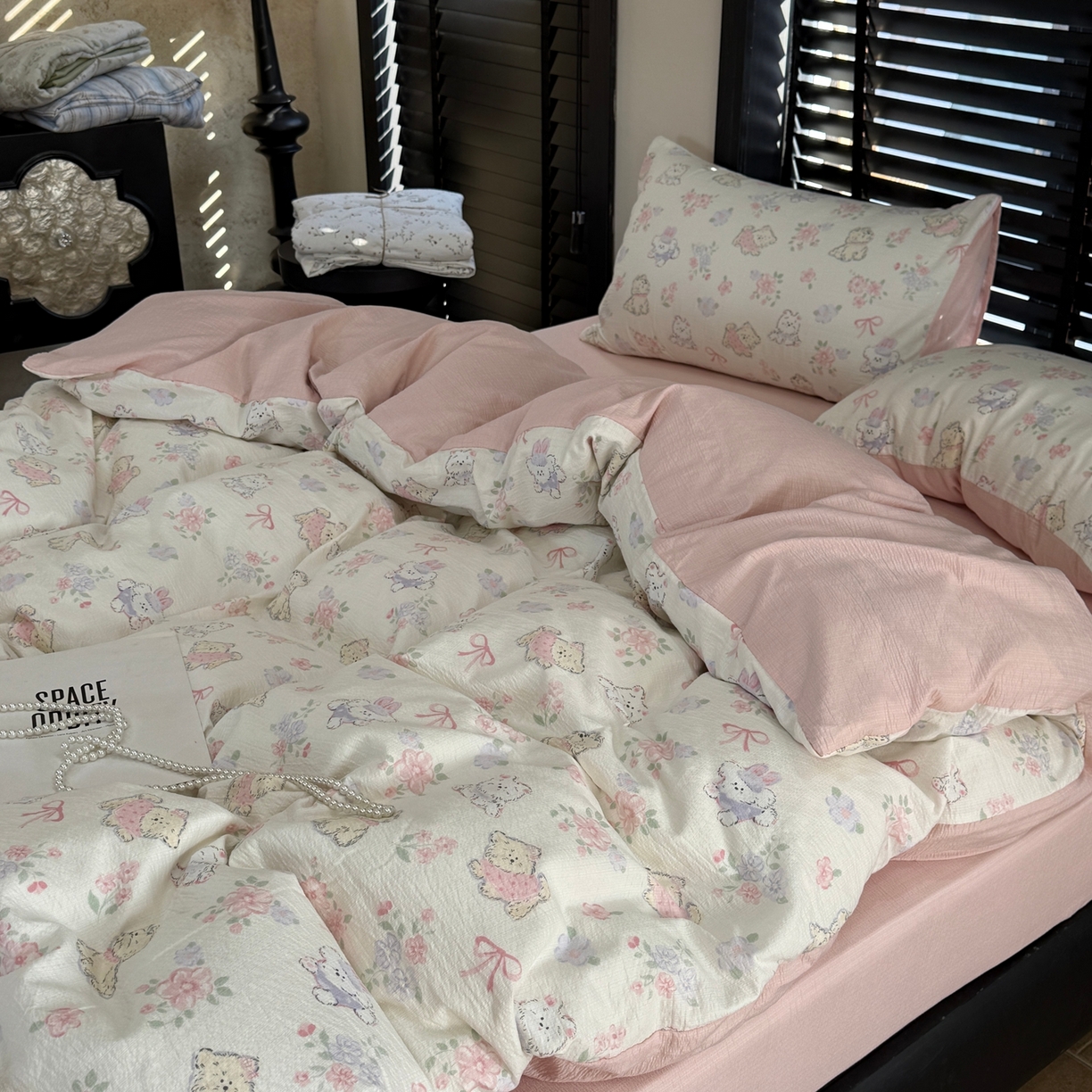 91家纺网 家纺一手货源 找家纺 美丽坊 2026新款韩系沐纱棉印花四件套 童趣粉