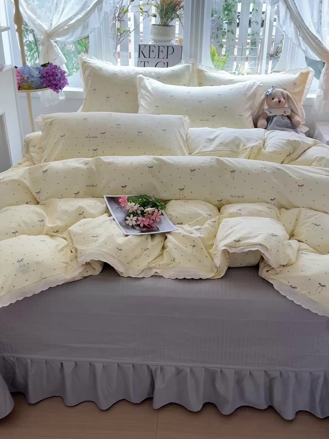 91家纺网 家纺一手货源 找家纺 梦莱斯 2026新款ins小清风水洗棉花边床盖四件套 喵喵-米黄