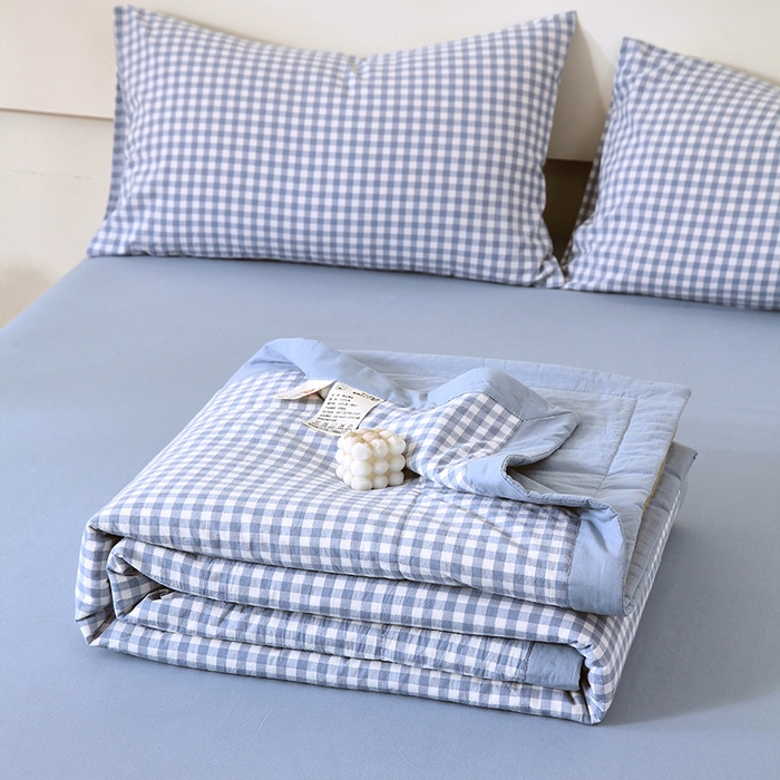 91家纺网 家纺一手货源 找家纺 春皖家纺 2026新款全棉色织宽边棉花夏被-云恋 云恋-水蓝小格