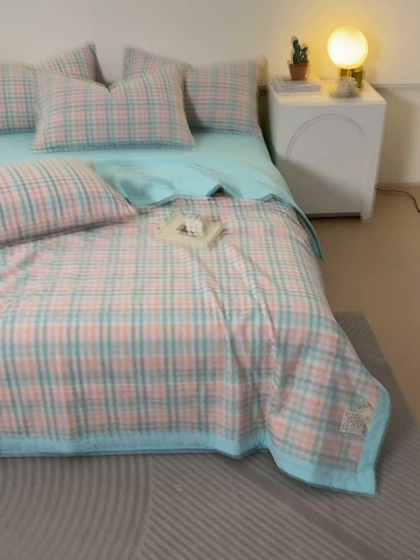 91家纺网 家纺一手货源 找家纺 春皖家纺 2026新款全棉色织宽边棉花夏被-云恋 云恋-冰激凌格