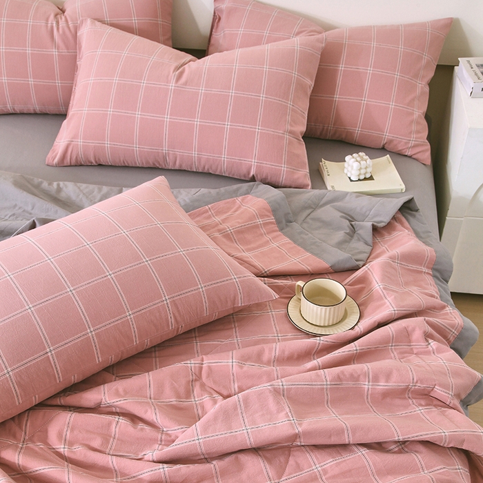 91家纺网 家纺一手货源 找家纺 春皖家纺 2026新款全棉色织宽边棉花夏被-云恋 云恋-格韵粉