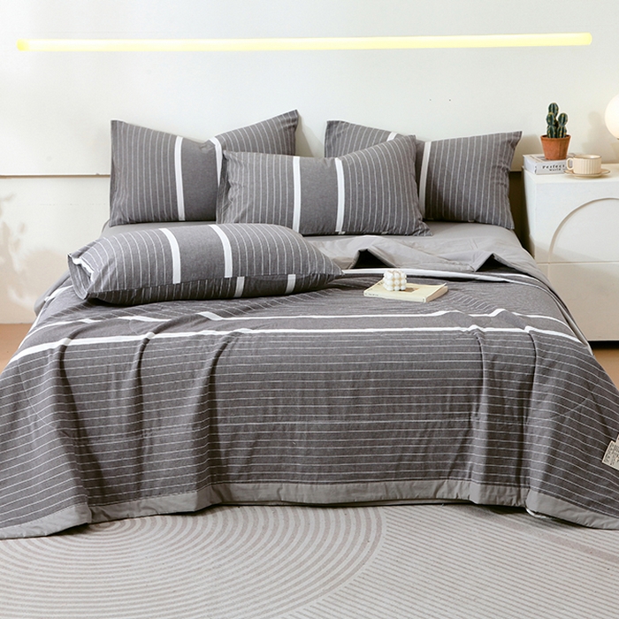 91家纺网 家纺一手货源 找家纺 春皖家纺 2026新款全棉色织宽边棉花夏被-云恋 云恋-灰白条