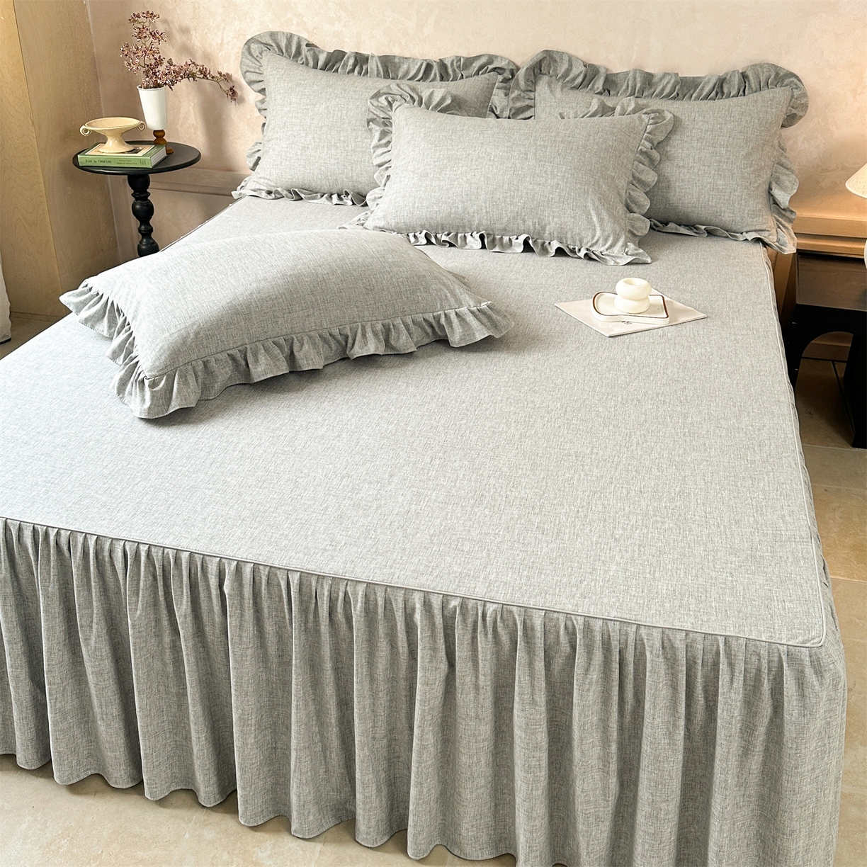 91家纺网 家纺一手货源 找家纺 忘忧草 2026新款纯色色织芙蓉棉床裙四件套-维密系列 维密-沉稳灰