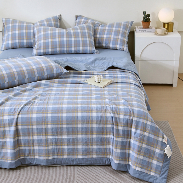 91家纺网 家纺一手货源 找家纺 春皖家纺 2026新款全棉色织宽边棉花夏被-云恋 云恋-简兮蓝