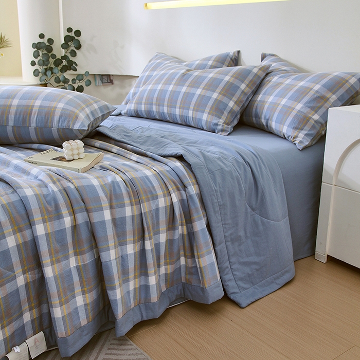 91家纺网 家纺一手货源 找家纺 春皖家纺 2026新款全棉色织宽边棉花夏被-云恋 云恋-简兮蓝