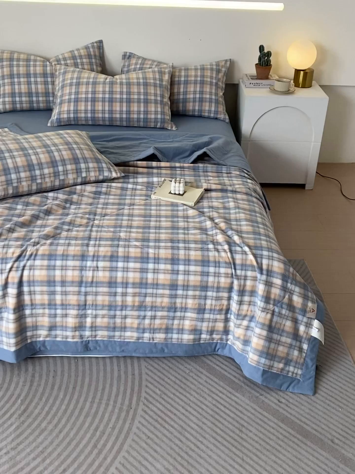 91家纺网 家纺一手货源 找家纺 春皖家纺 2026新款全棉色织宽边棉花夏被-云恋 云恋-蓝调格