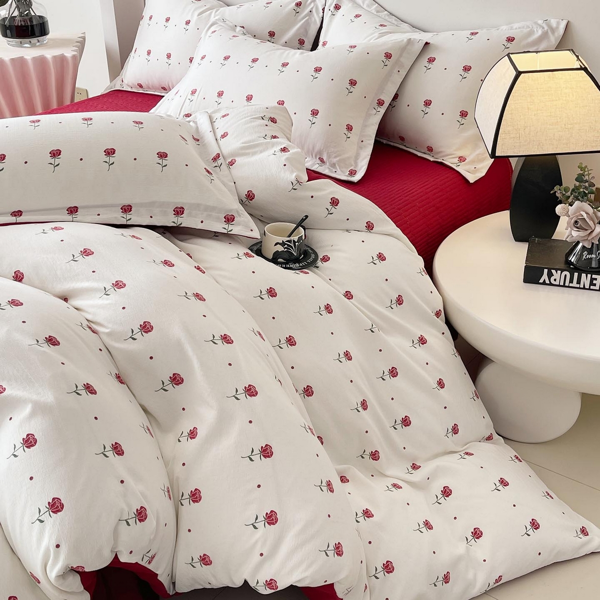 91家纺网 家纺一手货源 找家纺 麦田家纺 2026新款皱皱水洗棉床盖款四件套 卡地亚-红