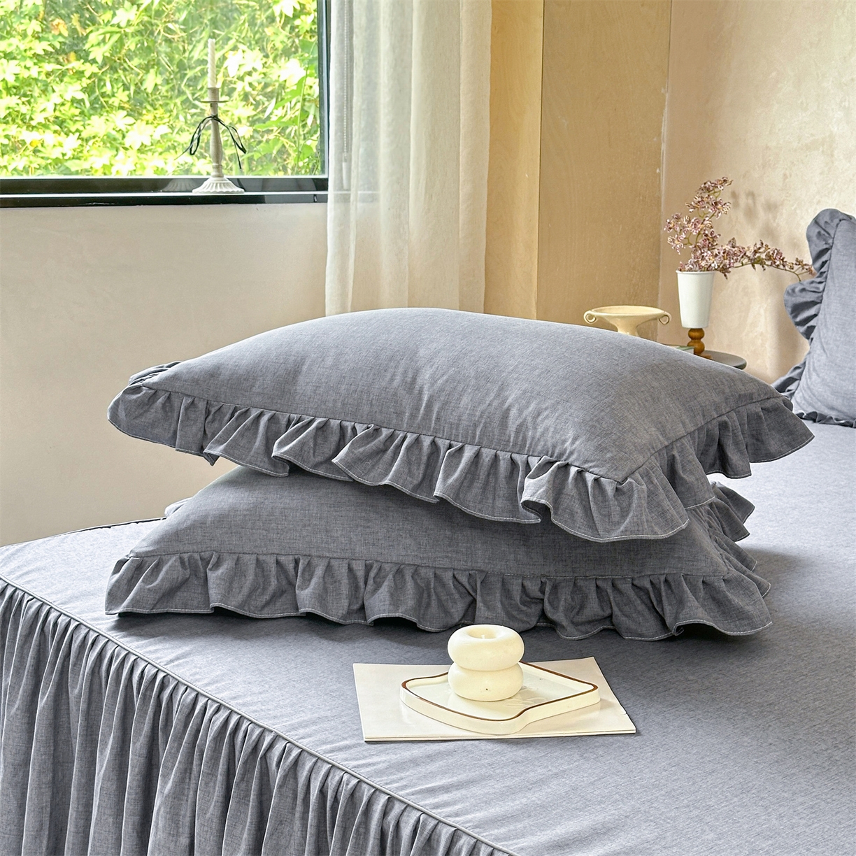 91家纺网 家纺一手货源 找家纺 忘忧草 2026新款纯色色织芙蓉棉单床裙-维密系列 维密-藏青蓝