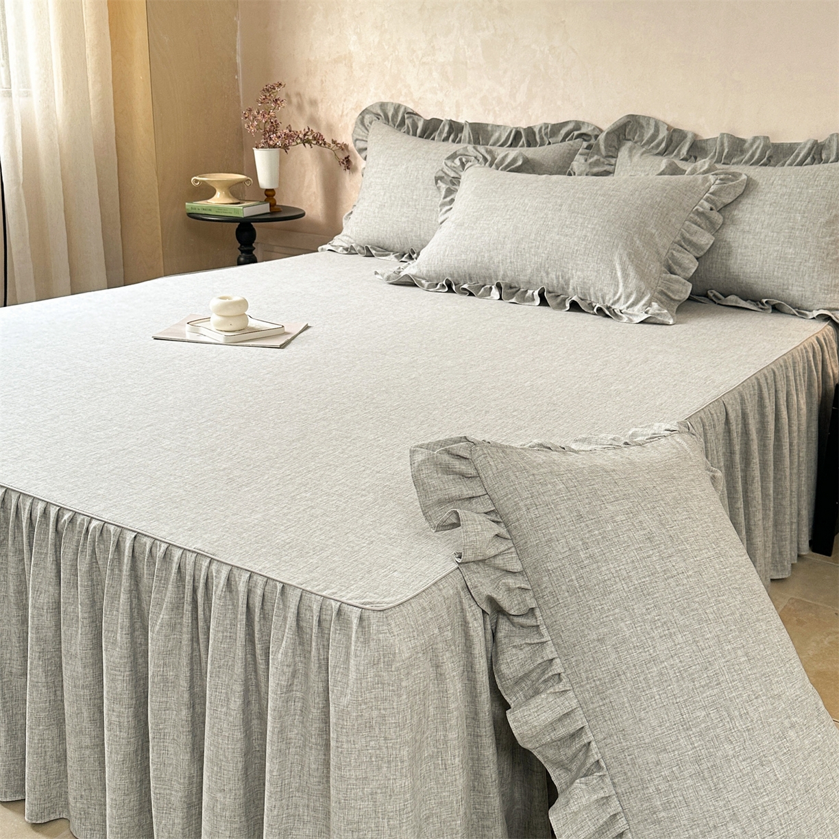 91家纺网 家纺一手货源 找家纺 忘忧草 2026新款纯色色织芙蓉棉单床裙-维密系列 维密-沉稳灰