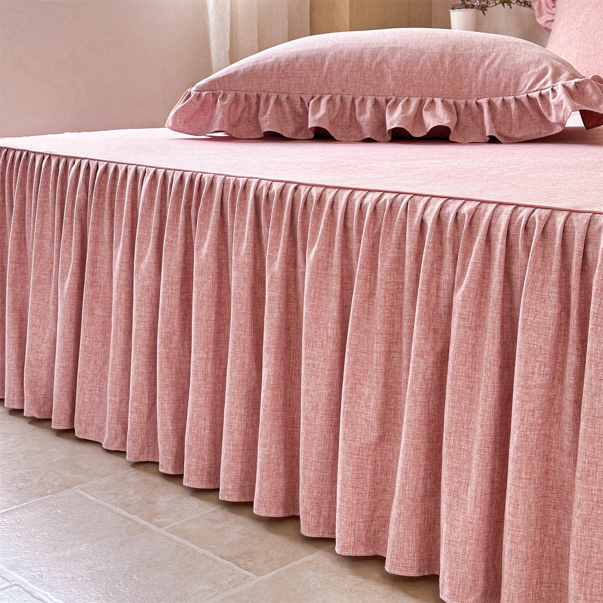 91家纺网 家纺一手货源 找家纺 忘忧草 2026新款纯色色织芙蓉棉单床裙-维密系列 维密-青春粉