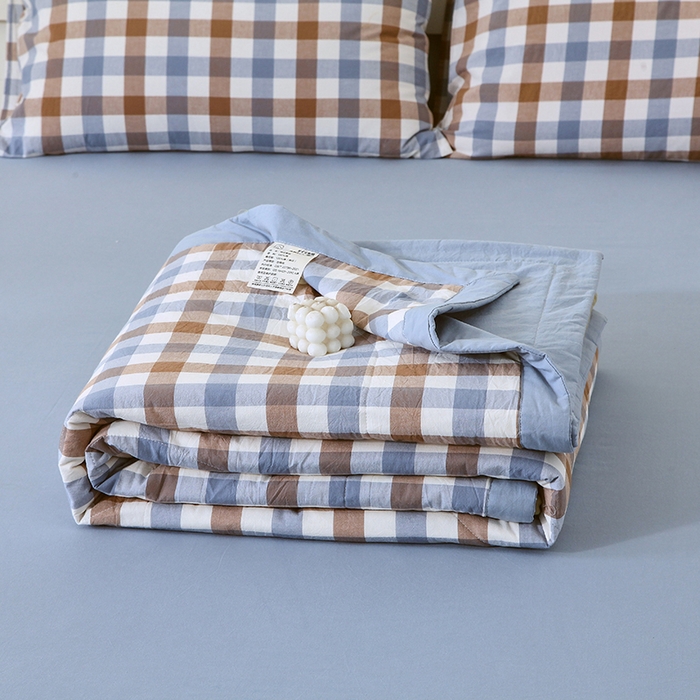 91家纺网 家纺一手货源 找家纺 春皖家纺 2026新款全棉色织宽边棉花夏被-云恋 云恋-七彩格