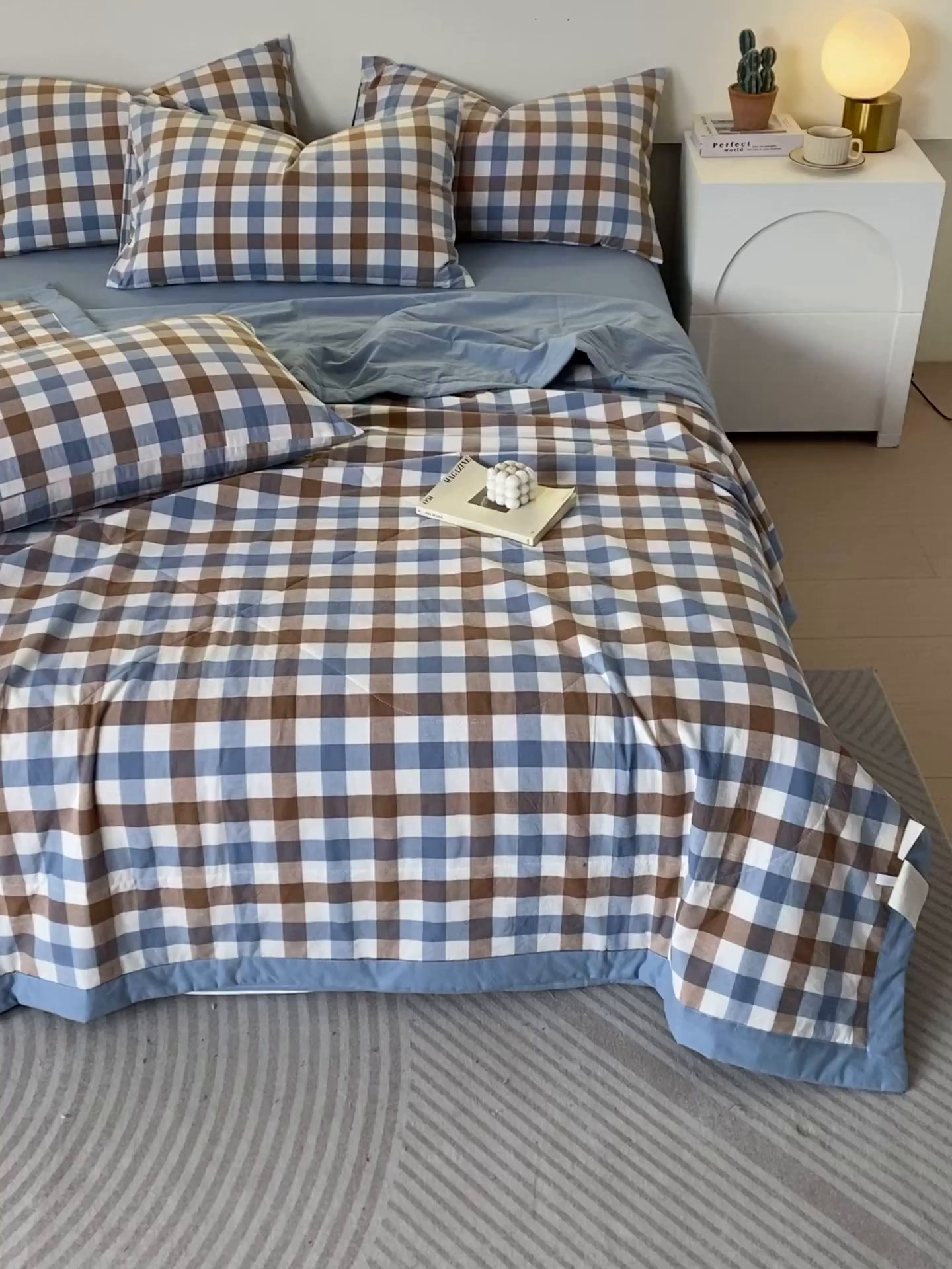 91家纺网 家纺一手货源 找家纺 春皖家纺 2026新款全棉色织宽边棉花夏被-云恋 云恋-七彩格