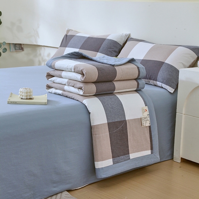 91家纺网 家纺一手货源 找家纺 春皖家纺 2026新款全棉色织宽边棉花夏被-云恋 云恋-浅咖蓝