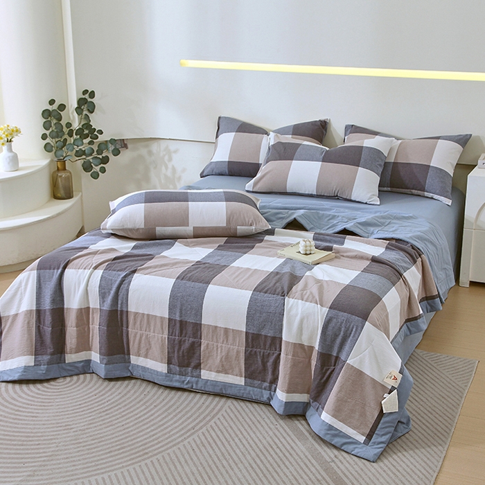 91家纺网 家纺一手货源 找家纺 春皖家纺 2026新款全棉色织宽边棉花夏被-云恋 云恋-浅咖蓝