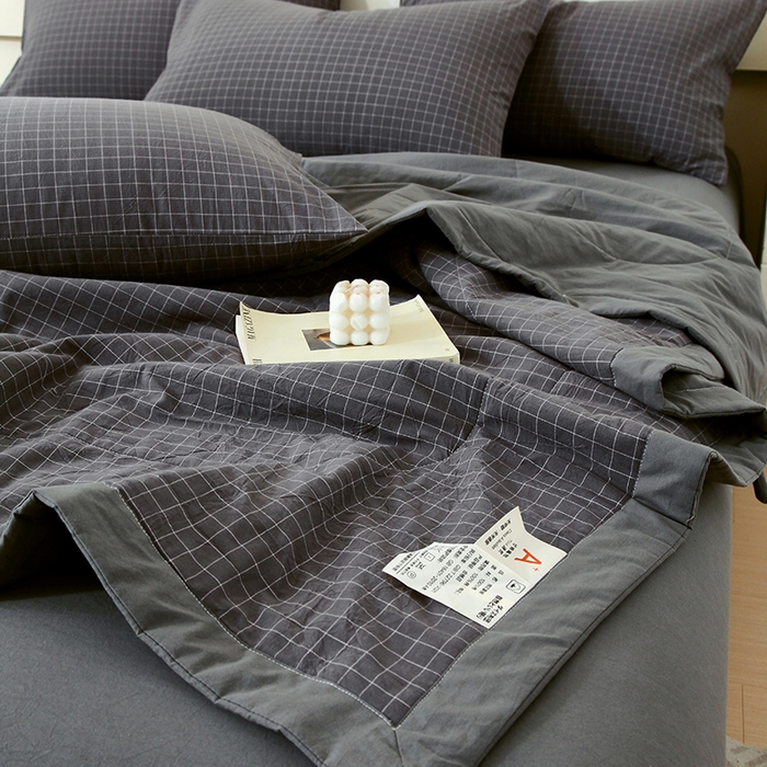 91家纺网 家纺一手货源 找家纺 春皖家纺 2026新款全棉色织宽边棉花夏被-云恋 云恋-小灰格