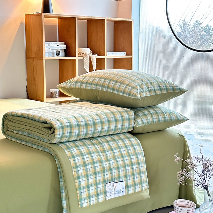 91家纺网 家纺一手货源 找家纺 春皖家纺 2026新款全棉色织羽丝绒夏被-风格1 栗木-芒格