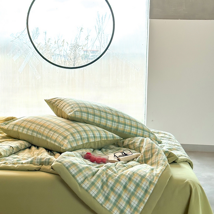 91家纺网 家纺一手货源 找家纺 春皖家纺 2026新款全棉色织羽丝绒夏被-风格1 栗木-芒格