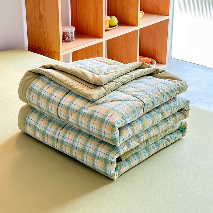 91家纺网 家纺一手货源 找家纺 春皖家纺 2026新款全棉色织羽丝绒夏被-风格1 栗木-芒格