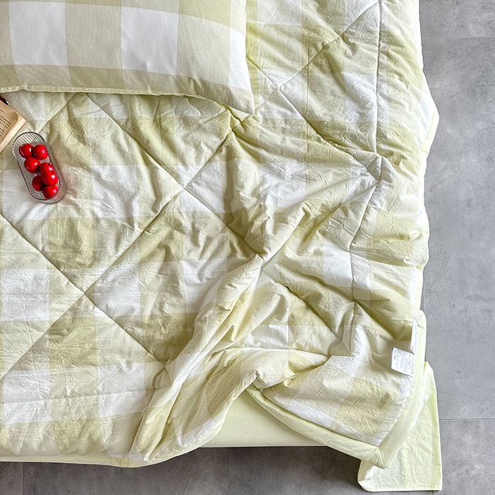 91家纺网 家纺一手货源 找家纺 春皖家纺 2026新款全棉色织羽丝绒夏被-风格1 素雅-芳绿