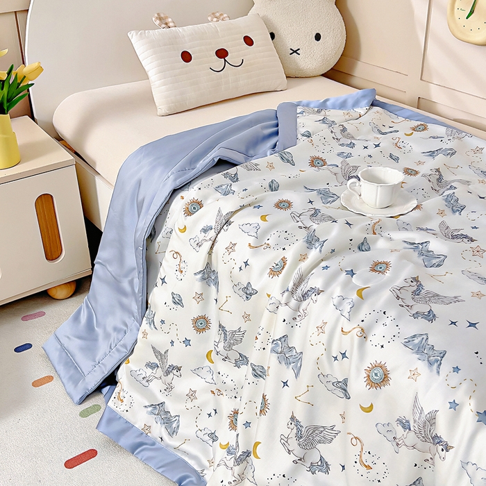 91家纺网 家纺一手货源 找家纺 御棉坊 2026春夏A类天丝活性印染儿童大豆夏被宝宝夏凉被幼儿园午睡空调被薄被子 神域飞马