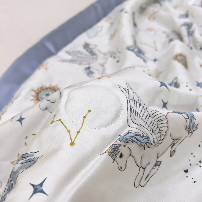 91家纺网 家纺一手货源 找家纺 御棉坊 2026春夏A类天丝活性印染儿童大豆夏被宝宝夏凉被幼儿园午睡空调被薄被子 神域飞马