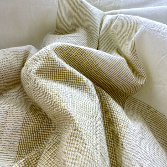 91家纺网 家纺一手货源 找家纺 春皖家纺 2026新款全棉色织羽丝绒夏被-风格1 素雅-芳绿