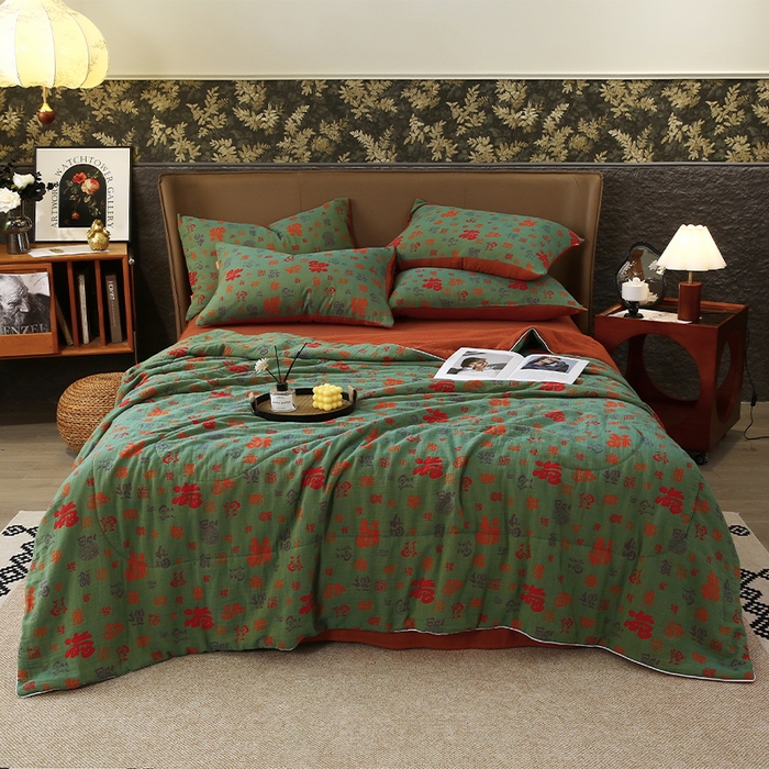 91家纺网 家纺一手货源 找家纺 春皖家纺 2026新款全棉双层纱夏被系列-百福 夏被绿百福