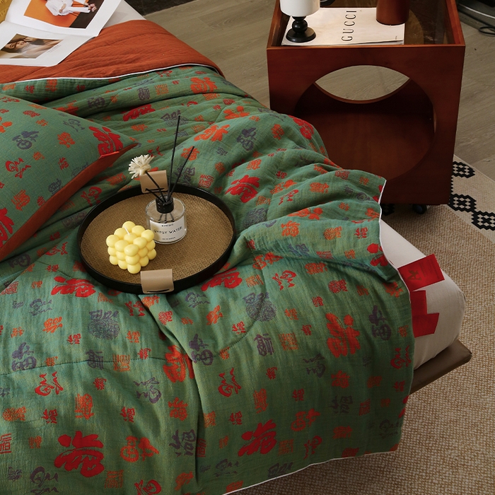 91家纺网 家纺一手货源 找家纺 春皖家纺 2026新款全棉双层纱夏被系列-百福 夏被绿百福