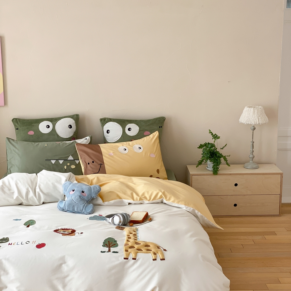 91家纺网 家纺一手货源 找家纺 （总）星野 2026春夏新品100双股澳棉刺绣贴布绣四件套--森林探索