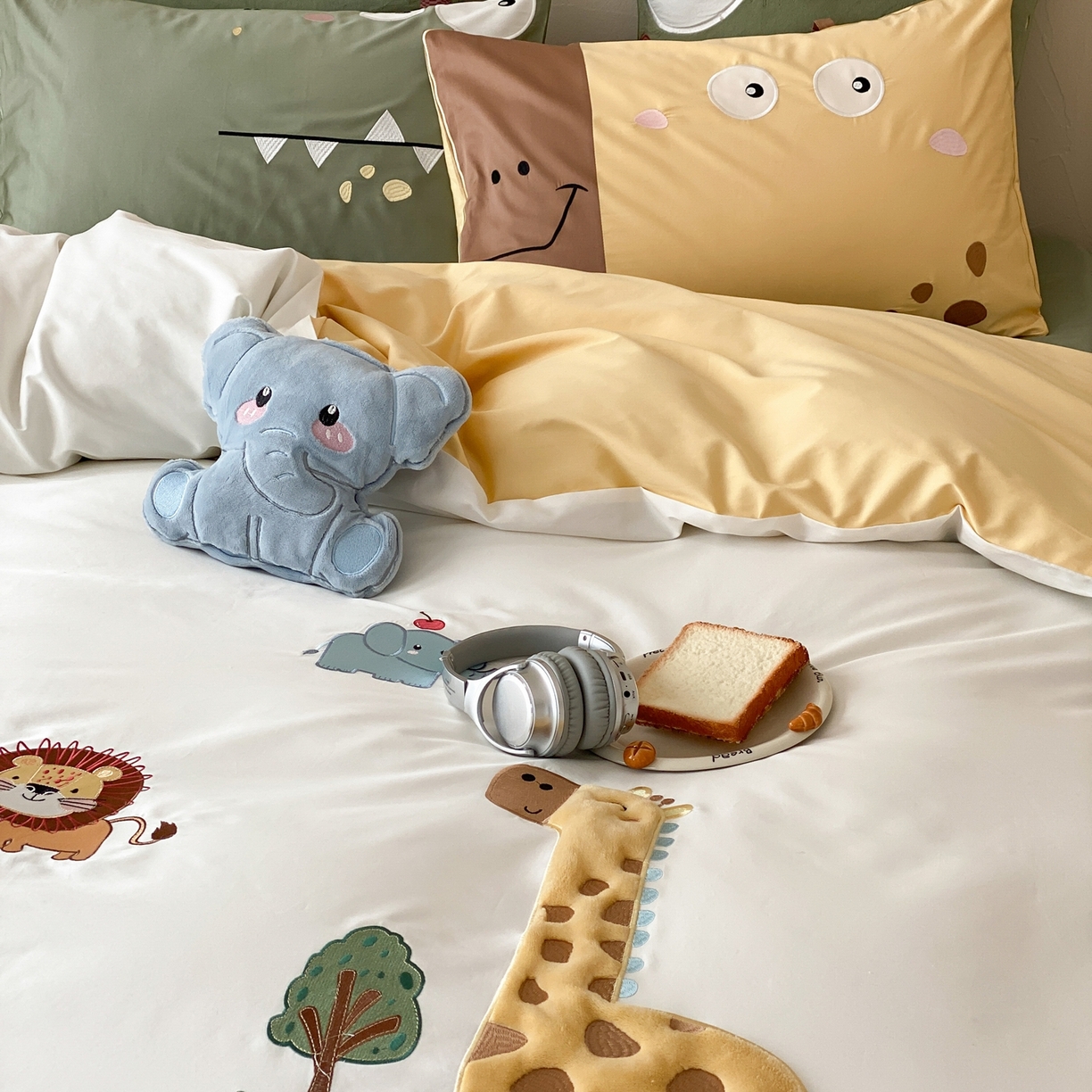 91家纺网 家纺一手货源 找家纺 （总）星野 2026春夏新品100双股澳棉刺绣贴布绣四件套--森林探索