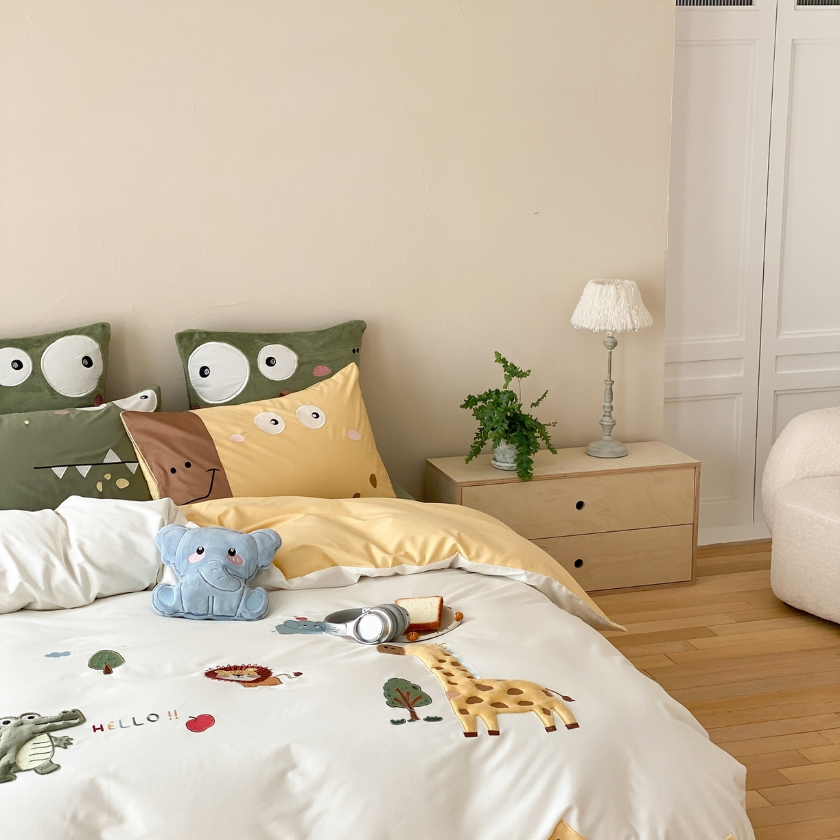 91家纺网 家纺一手货源 找家纺 （总）星野 2026春夏新品100双股澳棉刺绣贴布绣四件套--森林探索