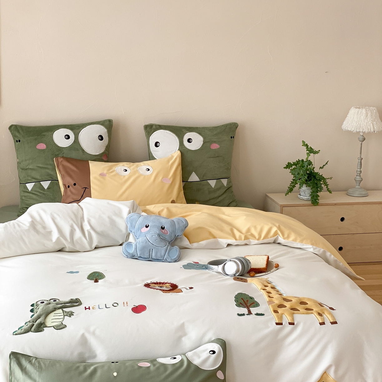 91家纺网 家纺一手货源 找家纺 （总）星野 2026春夏新品100双股澳棉刺绣贴布绣四件套--森林探索