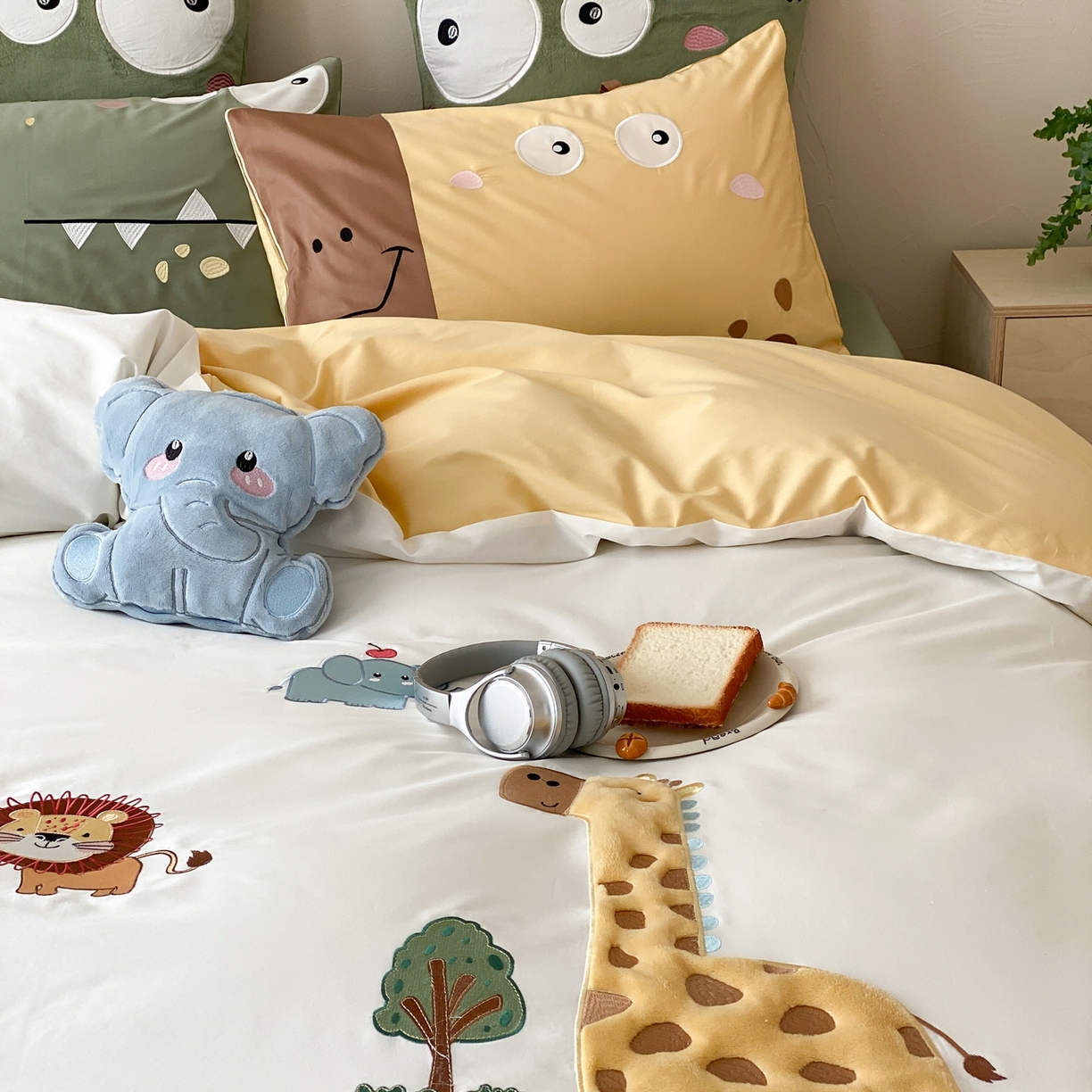 91家纺网 家纺一手货源 找家纺 （总）星野 2026春夏新品100双股澳棉刺绣贴布绣四件套--森林探索