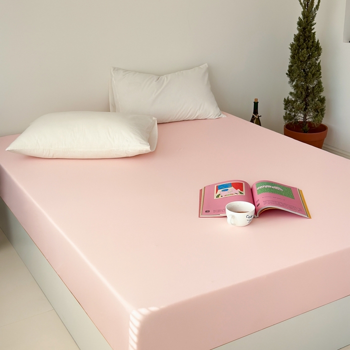 91家纺网 家纺一手货源 找家纺 法芙娜家纺 2026新款纯色165克双面锦氨凉感冰皮床笠 粉色