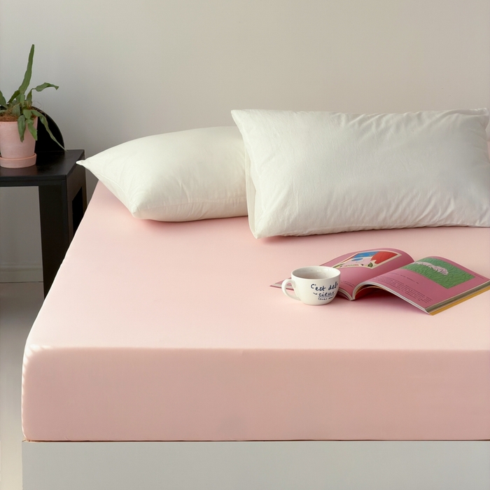 91家纺网 家纺一手货源 找家纺 法芙娜家纺 2026新款纯色165克双面锦氨凉感冰皮床笠 粉色