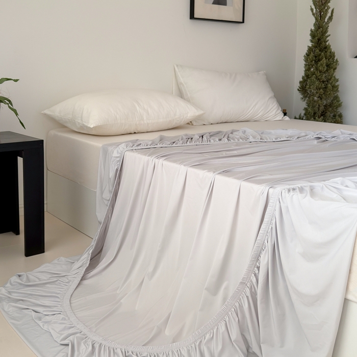 91家纺网 家纺一手货源 找家纺 法芙娜家纺 2026新款纯色165克双面锦氨凉感冰皮床笠 灰色